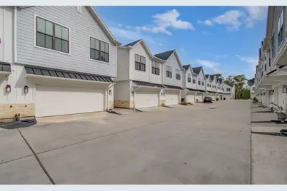 6420 Highland Pine Lane, Houston, TX 77091 - Photo 37