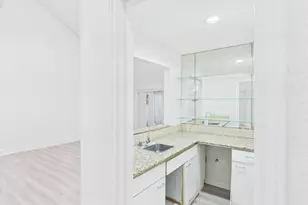 7610 Hopewell Ln, Houston, TX 77071 - Photo 11