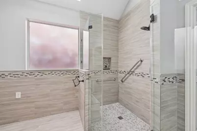 6807 Tournament Drive, Houston, TX 77069 - Photo 25