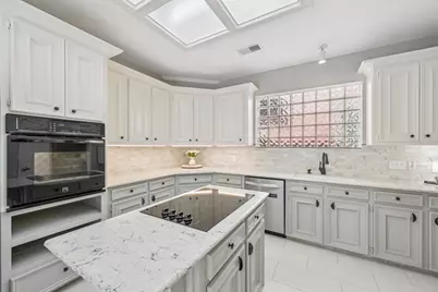 6807 Tournament Drive, Houston, TX 77069 - Photo 13