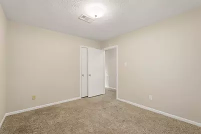 810 Sunnybrook Lane, Baytown, TX 77552 - Photo 21