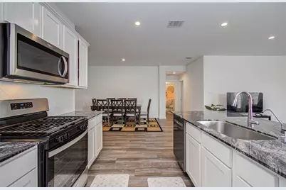 8611 Shumard Oak Drive, Rosharon, TX 77583 - Photo 15