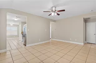 19342 Montclair Meadow Ln, Katy, TX 77449 - Photo 9