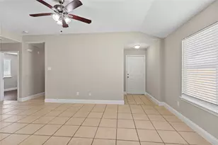 19342 Montclair Meadow Ln, Katy, TX 77449 - Photo 11