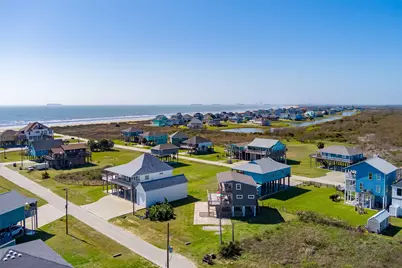 821 Salt Cedar Lane, Port Bolivar, TX 77650 - Photo 3