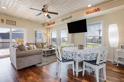 821 Salt Cedar Lane, Port Bolivar, TX 77650 - Photo 17