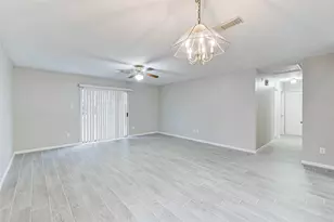 7815 Barnhill Dr, Humble, TX 77338 - Photo 9