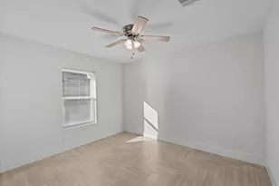 12626 Duchess Ln, Houston, TX 77070 - Photo 21