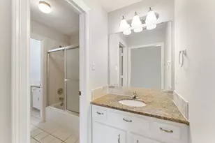 23 Shearwater Pl, The Woodlands, TX 77381 - Photo 23