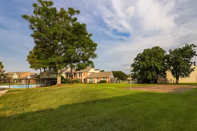 6354 Creekbend Drive #104, Houston, TX 77096 - Photo 29