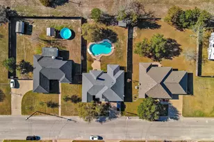 831 Whispering Oaks Dr, Giddings, TX 78942 - Photo 29