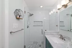 2127 Lazybrook Dr, Houston, TX 77008 - Photo 19