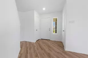 14602 Broadbury Pond Rd, Fresno, TX 77583 - Photo 5