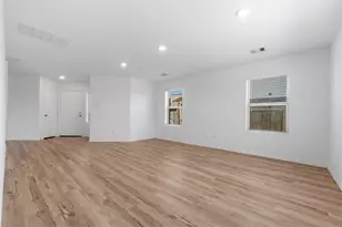 14602 Broadbury Pond Rd, Fresno, TX 77583 - Photo 7