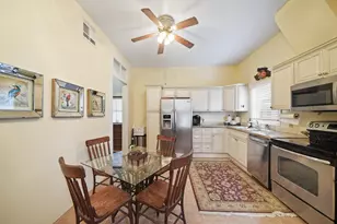 701 12th St, Galveston, TX 77550 - Photo 11