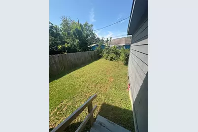 115 N Carolina Street #B, Houston, TX 77029 - Photo 11