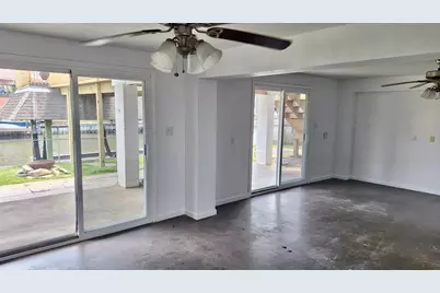 19 N White Heron Drive, La Marque, TX 77568 - Photo 21