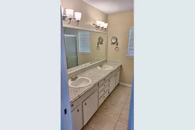 19 N White Heron Drive, La Marque, TX 77568 - Photo 15