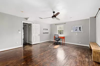 827 W 43rd Street, Houston, TX 77018 - Photo 13