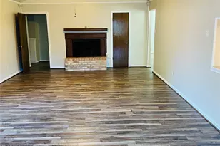 1846 Michele Dr, Sugar Land, TX 77498 - Photo 3