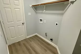 8810 Barron Wood Circle, Houston, TX 77083 - Photo 27