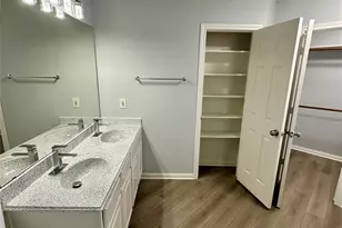 8810 Barron Wood Circle, Houston, TX 77083 - Photo 17