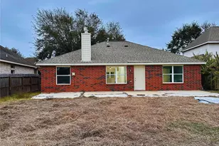 8810 Barron Wood Circle, Houston, TX 77083 - Photo 3