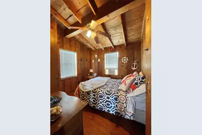 1111 Surf Drive, Surfside Beach, TX 77541 - Photo 17