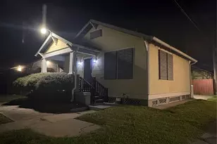 1910 48th St, Galveston, TX 77551 - Photo 15