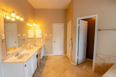 7902 Rothesay Chase Road, Houston, TX 77095 - Photo 21