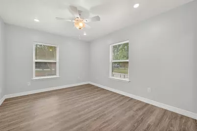 6928 Apache Street, Houston, TX 77028 - Photo 27