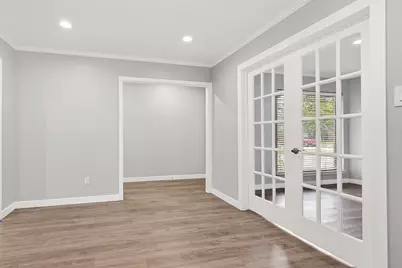 9670 Judalon Lane, Houston, TX 77063 - Photo 11