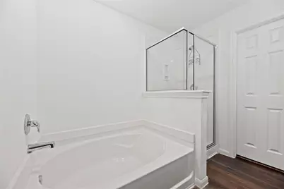 7322 Madison Commons Lane, Houston, TX 77075 - Photo 9