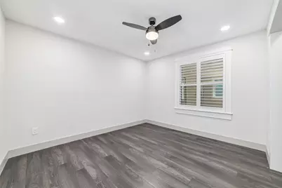 9400 Spring Branch Drive, Houston, TX 77080 - Photo 25