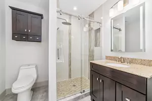 9400 Spring Branch Dr, Houston, TX 77080 - Photo 31