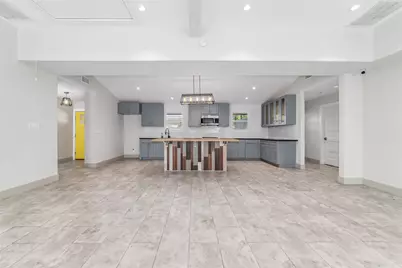9400 Spring Branch Drive, Houston, TX 77080 - Photo 13