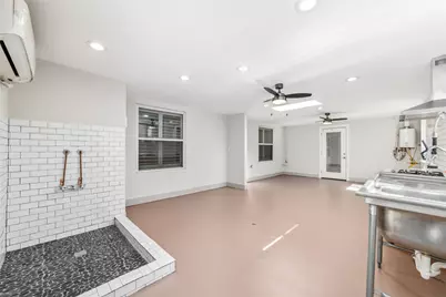 9400 Spring Branch Drive, Houston, TX 77080 - Photo 35