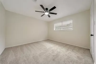 14915 Sun Harbor Drive, Houston, TX 77062 - Photo 19