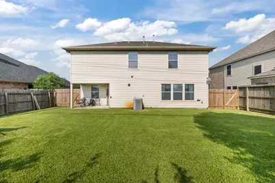 8115 Ginger Park Drive, Baytown, TX 77521 - Photo 13