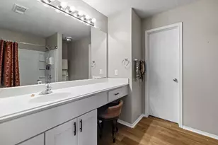 8115 Ginger Park Dr, Baytown, TX 77521 - Photo 9