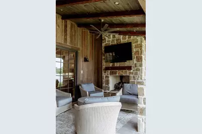 107 Wood Duck Lane, Columbus, TX 78934 - Photo 17