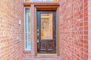 1419 Kyle Hill Ln, Sugar Land, TX 77479 - Photo 3