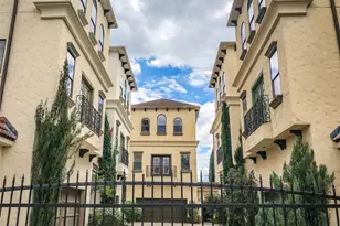 1432 W 21st St, Houston, TX 77008 - Photo 1