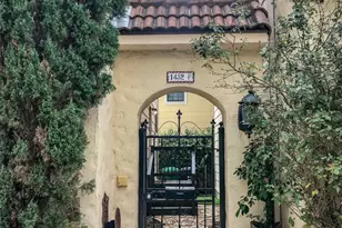 1432 W 21st St, Houston, TX 77008 - Photo 3