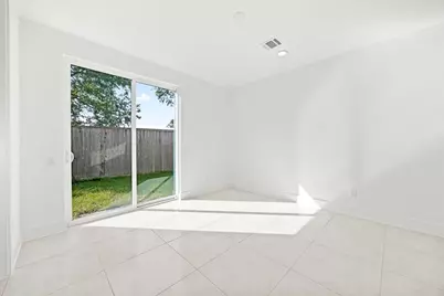 2855 Decker Place, Houston, TX 77003 - Photo 9