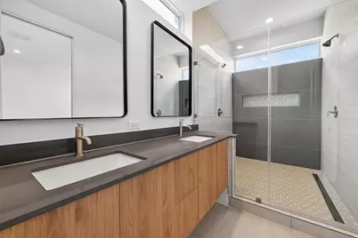 2855 Decker Place, Houston, TX 77003 - Photo 33