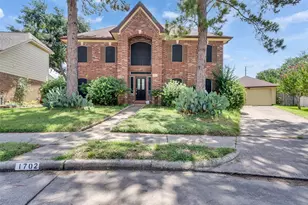 1702 Lake Geneva Ct, Houston, TX 77084 - Photo 9