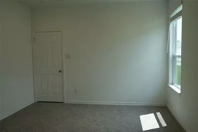 517 Oak Chase Avenue, Dayton, TX 77535 - Photo 11