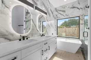 943 W 31st St, Houston, TX 77018 - Photo 19