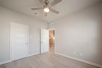 8926 Grovner Place, Houston, TX 77055 - Photo 27
